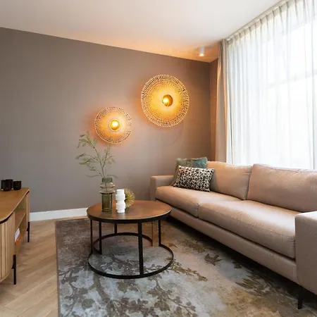 Bizstay Maurits * Haia